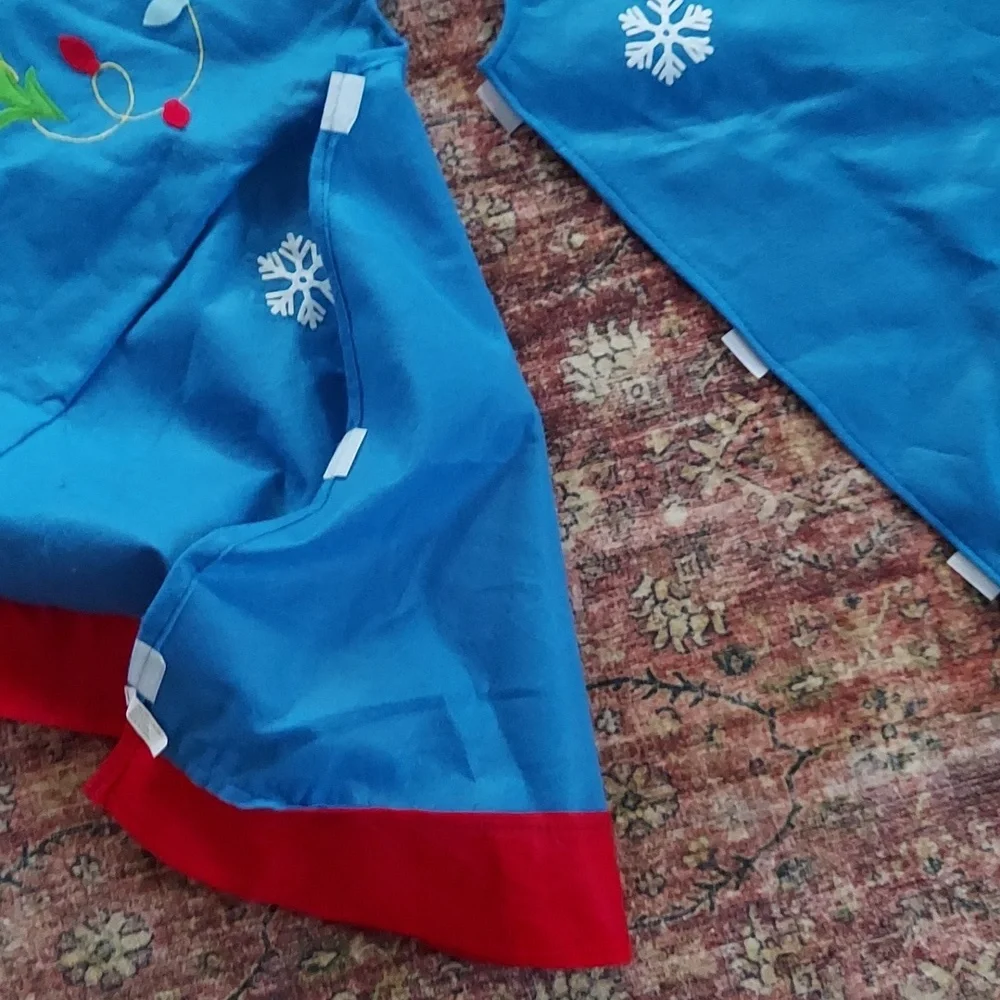 Adorably Festive Christmas Tree Skirt